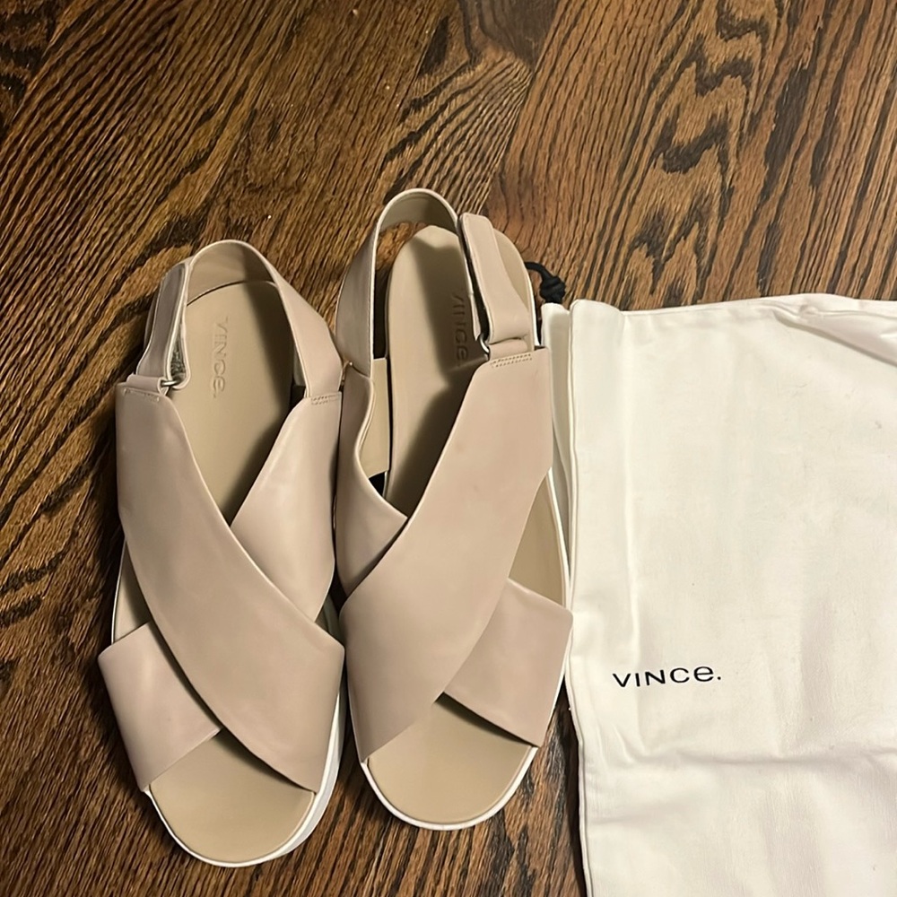 VINCE Weslan Sandal size10